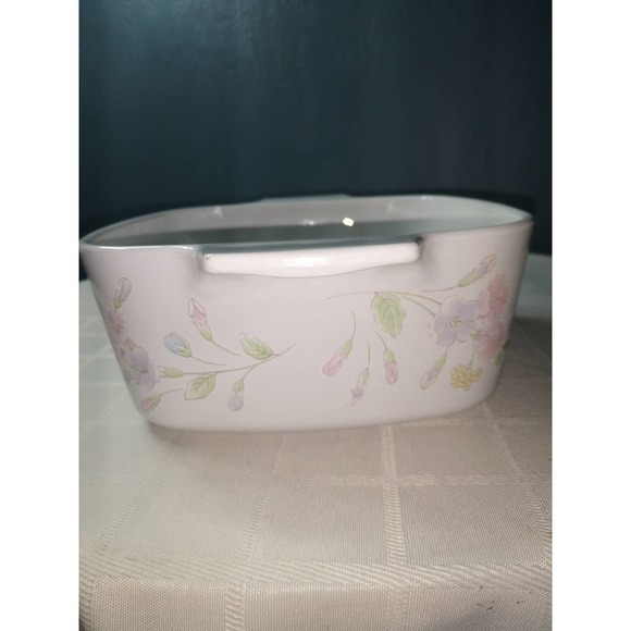 Corningware 1.5 liter casserole dish - Picture 4 of 8